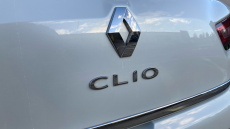 Renault Clio 0.9 TCE 75 Iconic 5dr Petrol Hatchback